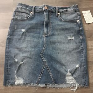 NWT Guess Amber HR Dark Destroy Mini Skirt Medium